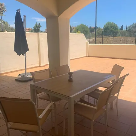Bilbil 2 Bedr- Pool, Tennis, Golf W Garage *