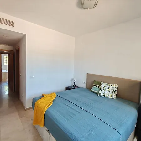 Bilbil 2 Bedr- Pool, Tennis, Golf W Garage Apartment