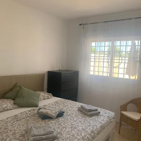 Apartment Bilbil 2 Bedr- Pool, Tennis, Golf W Garage *