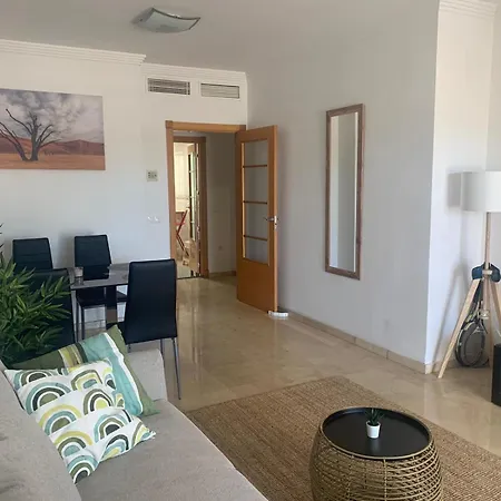 Bilbil 2 Bedr- Pool, Tennis, Golf W Garage Apartment Benalmadena